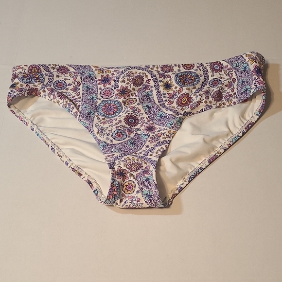 Xhilaration Womens Floral Pattern Bikini Bottom NWT 16W/18W - Picture 1 of 8